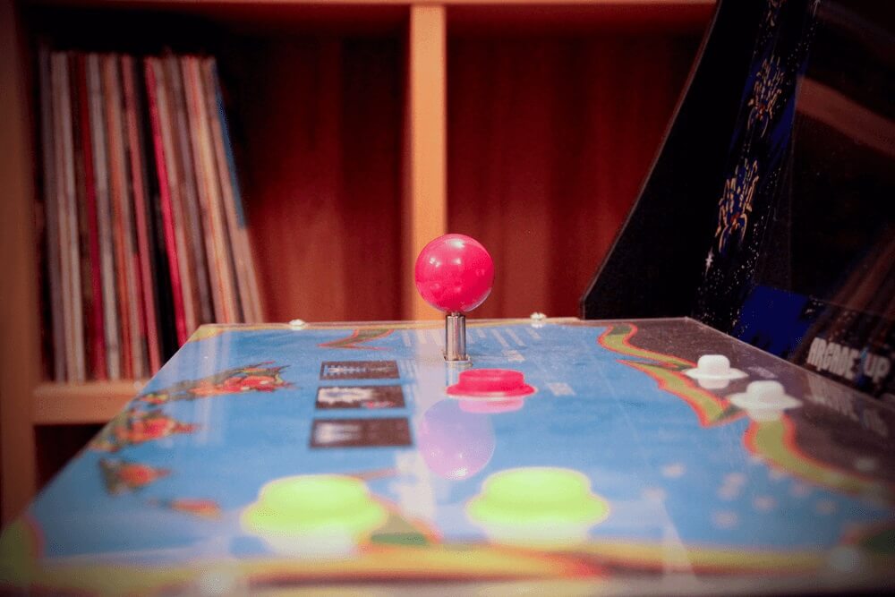 Arcade1Up Cabinet Hands-on: Galaga / Galaxian - Jump Dash Roll